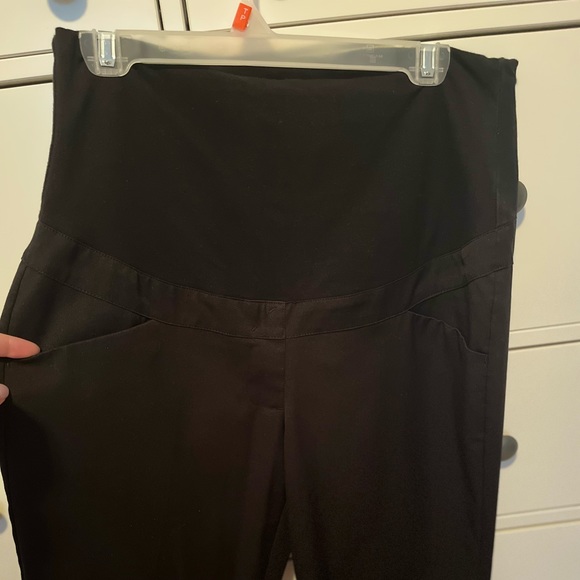 Maternity pants in black - Picture 2 of 4